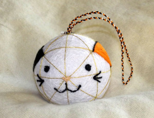 Calico cat temari
