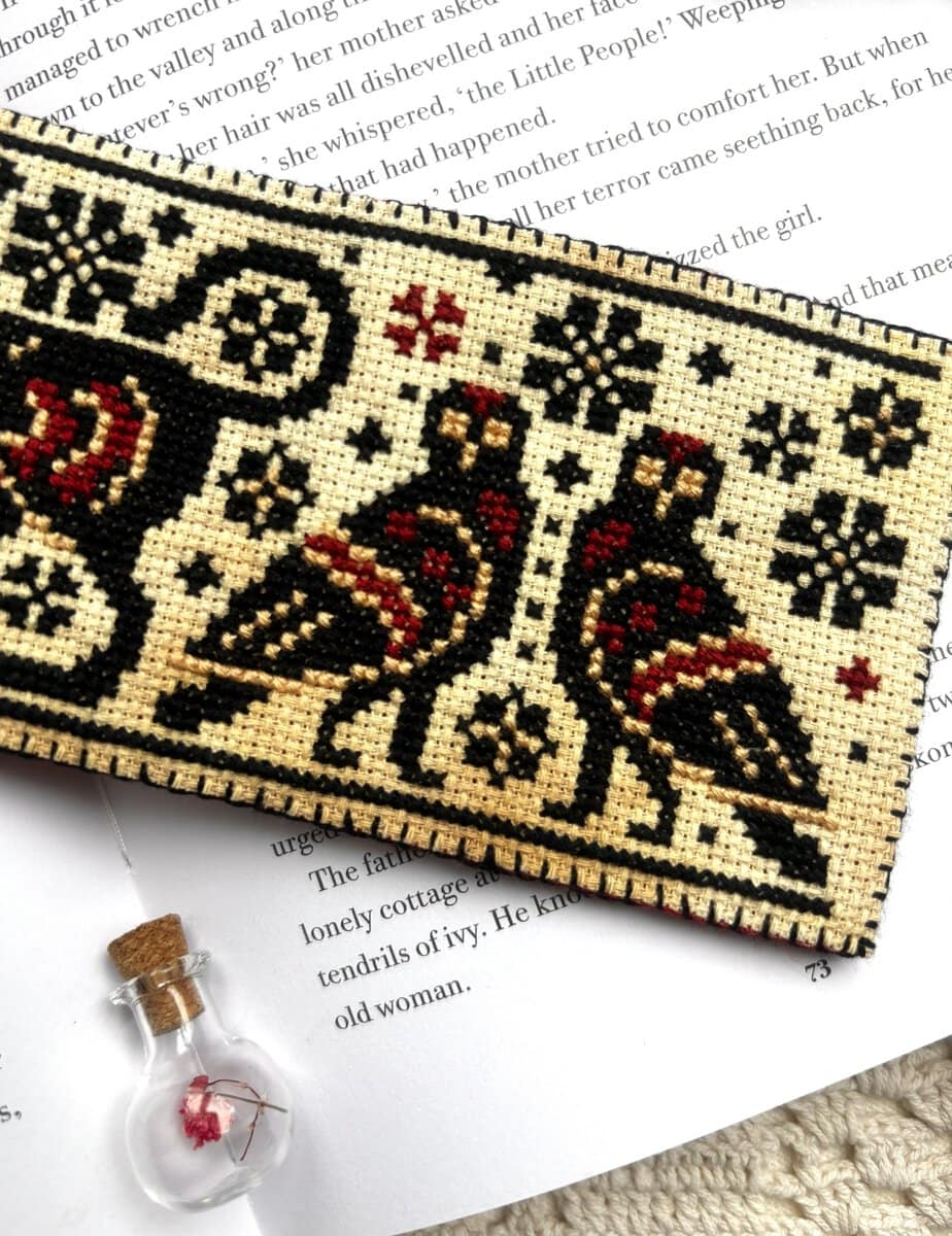 Greek Wonky Lion cross stitch bookmark pattern